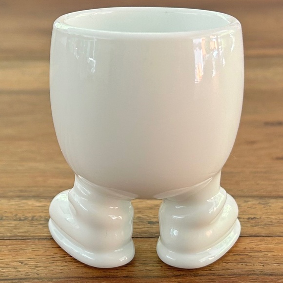 Vintage Arc International France - Happy Face Footed Milk Glass Egg Cup - Picture 10 of 14